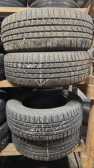 Käytetty Kitka 235/60R17 continental crosscontact