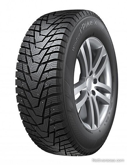 Uudet Hankook 235/70R16 -nastarenkaat rahteineen