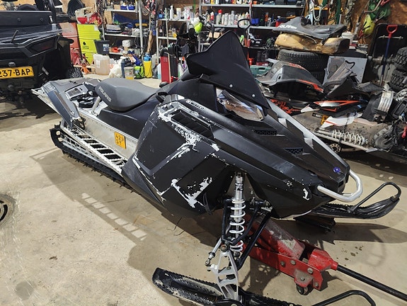 Polaris rmk 800 2014 osia