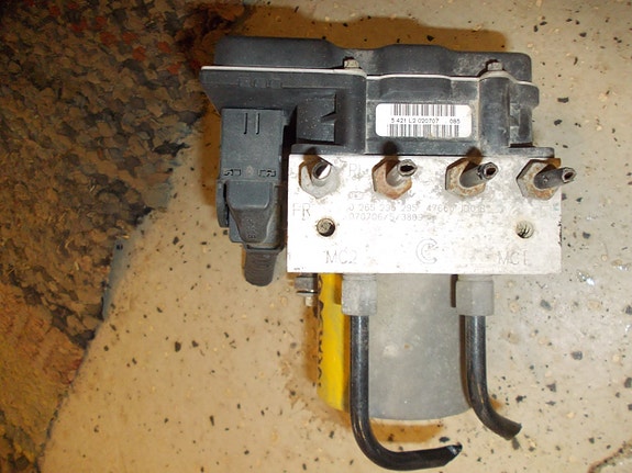Nissan qashqai 2007 hydraulipumppu