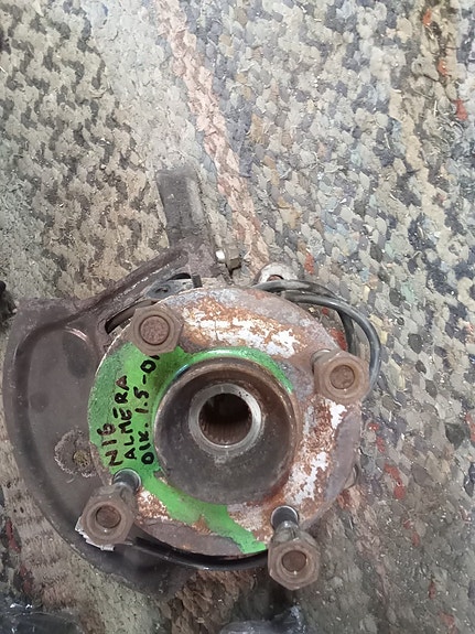 Nissan almera 1.5 n16 olka-akseli etu/oikea 2001