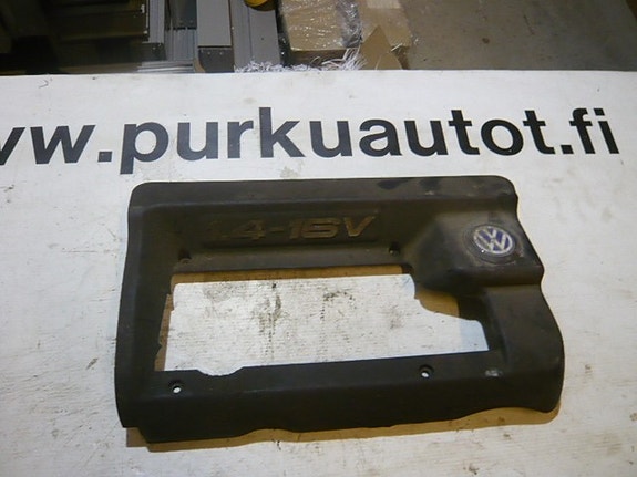 Vw polo moottorin suojamuovi 2001