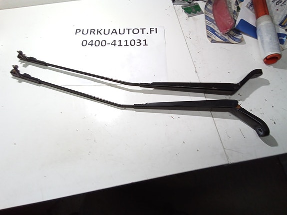 Peugeot 407 pyyhkimen varret tuulilasi 2007