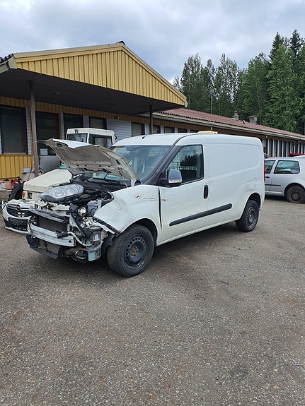 Opel Combo 1.3 ecoflex varaosina