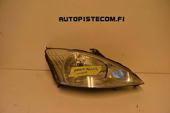 Ford Focus -00 ajovalo