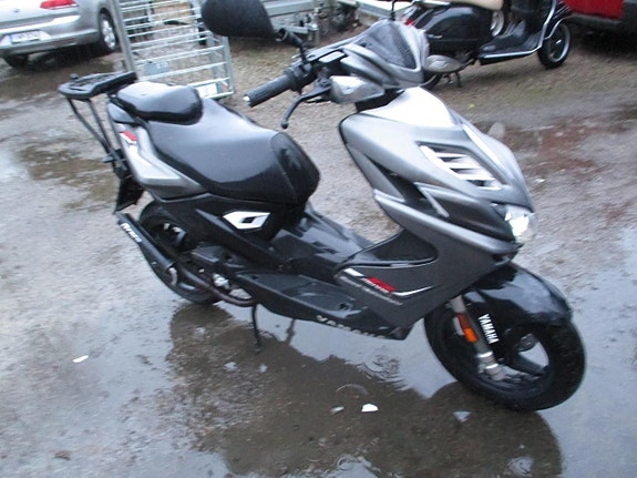Yamaha Aerox 50 2018 osia