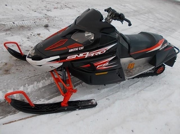 Arctic Cat f8 sno pro 2009 osia