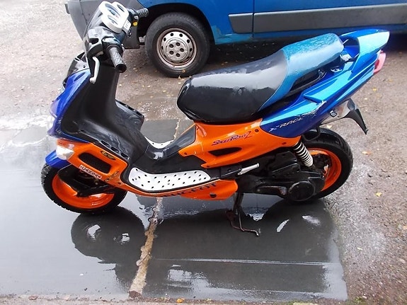 Peugeot Speedfight 2 2002 osia