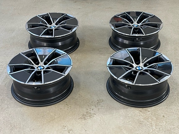 BMW 3 sarja alkuperaiset vanteet + TPMS anturit.