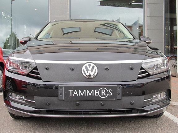 Maskisuoja Volkswagen Passat vm. 2015-2019