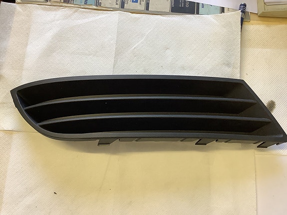 13182912/13205882 Puskurin säleiikö Opel Vectra C
