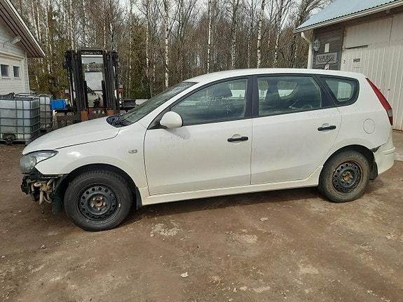 Hyundai i30 -11