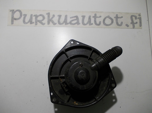 Subaru impreza 2000 lämppäri puhallin