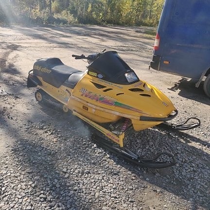 Skidoo mxz 440 osia