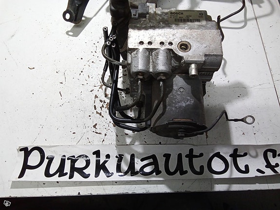 Volvo v40 abs hydraulipumppu 2002