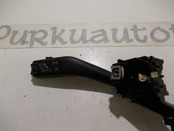 Vw golf V monitoimikatkaisin vilkut/valot 2007