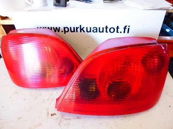 Peugeot 307 Takavalo oikea 2002