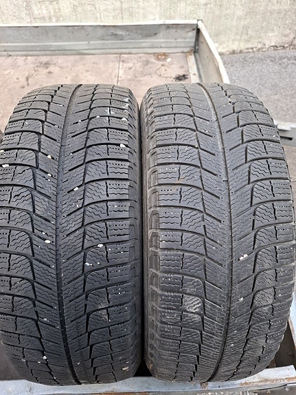 205/55R16 Michelin kitkarenkaita 2 kpl