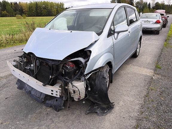 Toyota Corolla Verso 1.8 -06
