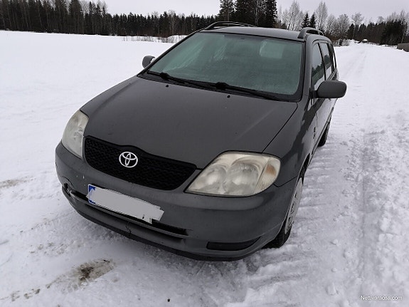 Toyota Corolla 2.0 D4D Farm. -02