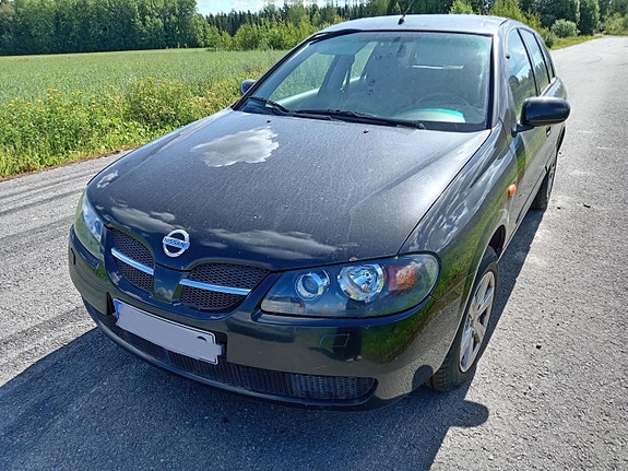 Nissan Almera (N16) 1.8 5ov. HB -05