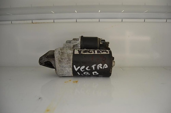 Opel Vectra -06 1.8b startti