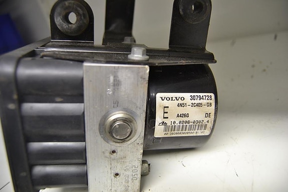 Abs pumppu Volvo C70 -09