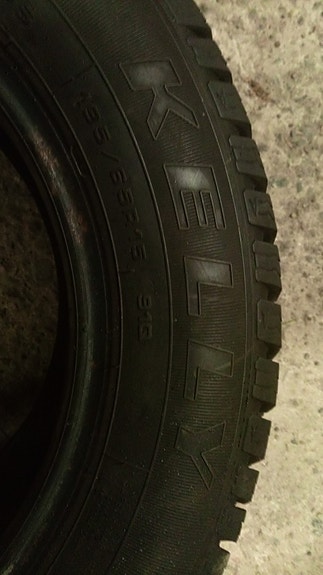 2x 195/65R15 Kelly Winter talvirenkaat