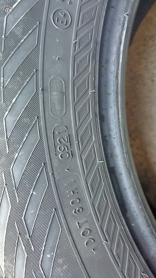 225/65R17 Nokian Tyres Hakka Blue 2 SUV kesärenkaa