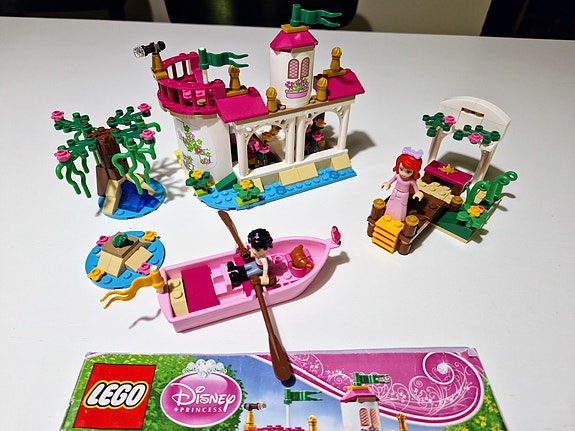 Lego Disney 3 settiä Merida, Ariel ja Prinsessa Ruusunen