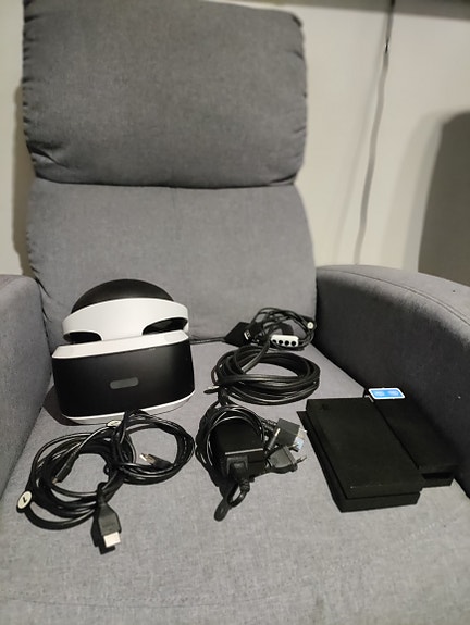 Playstation, VR lasit, kamera, tähtäinohjain, kuulokkeet.