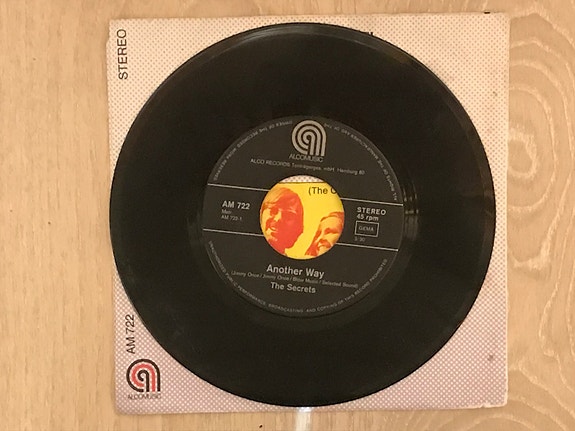 Product image 2 of 2