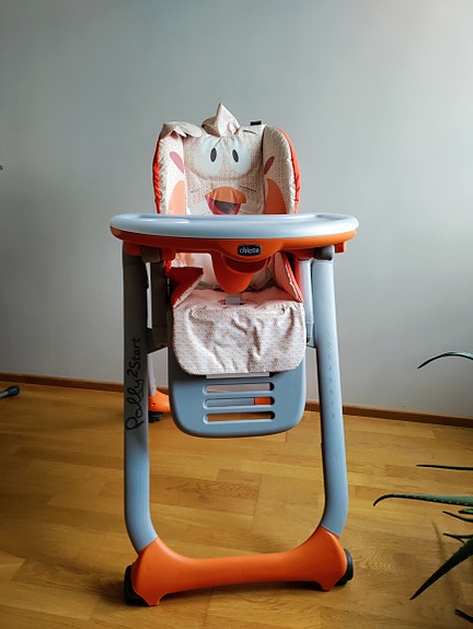 Syöttötuoli Chicco Polly