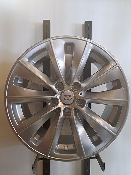 WSP Italy aluvanteet, 8x18, 5x120, ET34, CB72,6