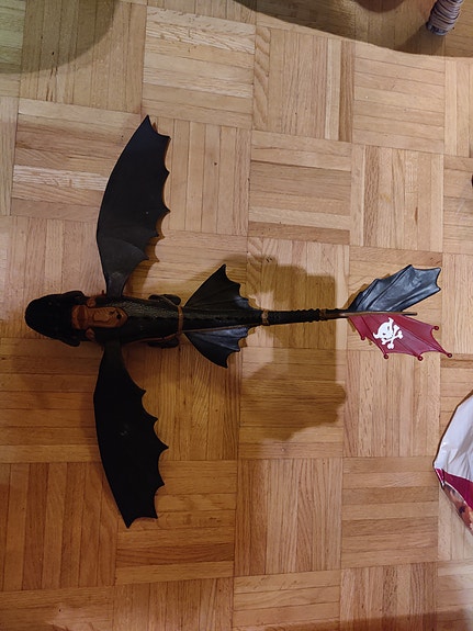 How to train your dragon Giant firebreathing Tootless