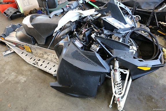 Lynx RE 800 E-TEC Varaosina