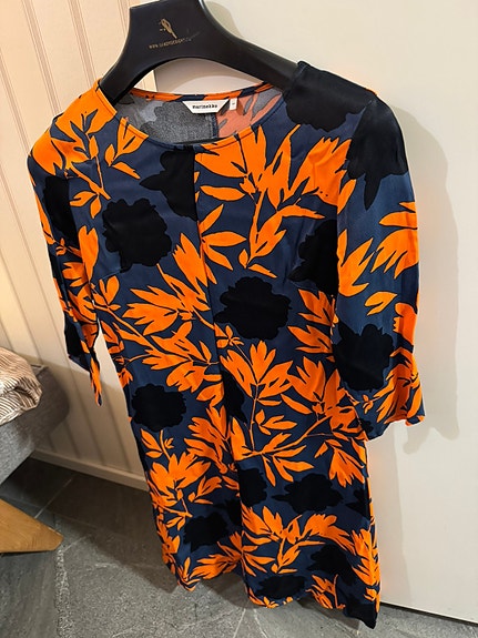 Marimekko mekko koko 32