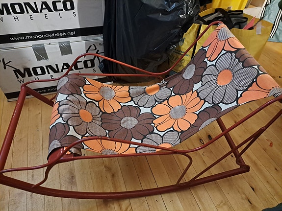 Retro lasten keinutuoli