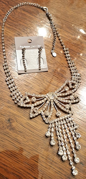Product image 1 of 8