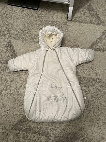 Product image 1 of 8