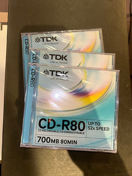 Tyhjiä CD levyjä