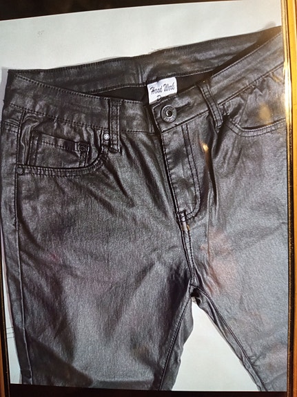 Product image 1 of 8