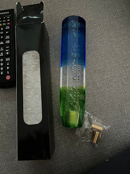Käyttämätön vaihdekepin nuppi iso