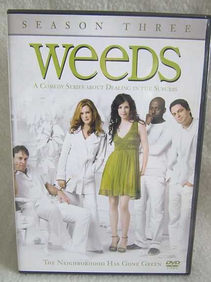 Weeds kausi 3 dvd