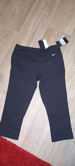 Nike urheiluhousut M