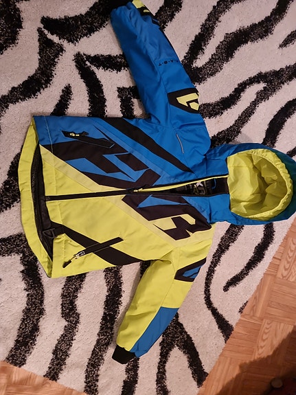Product image 1 of 3