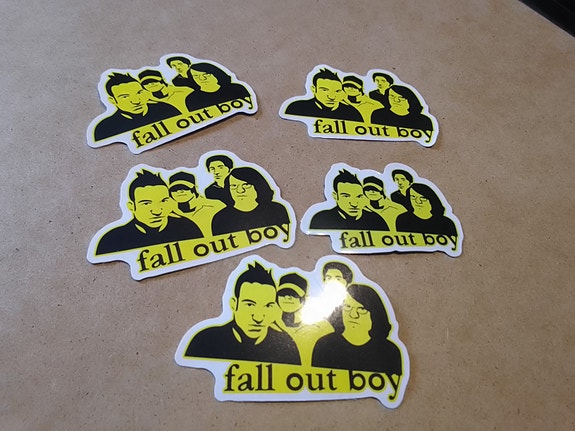 Fall Out Boy-tarrat kotiin postitettuna #127