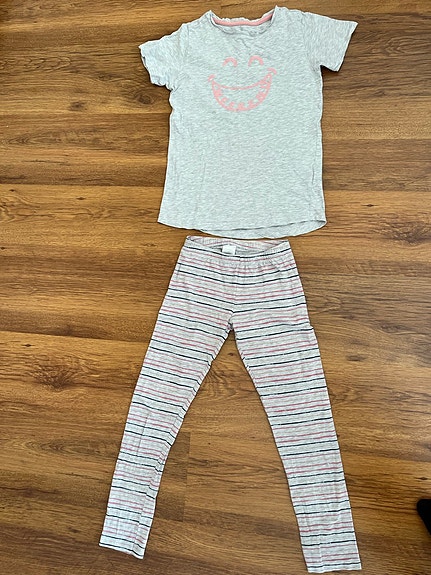 Pyjama (koko 140)