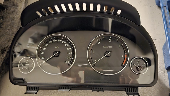 Bmw mittari F01,F02,F07,F10,F11,F15,F16.,,