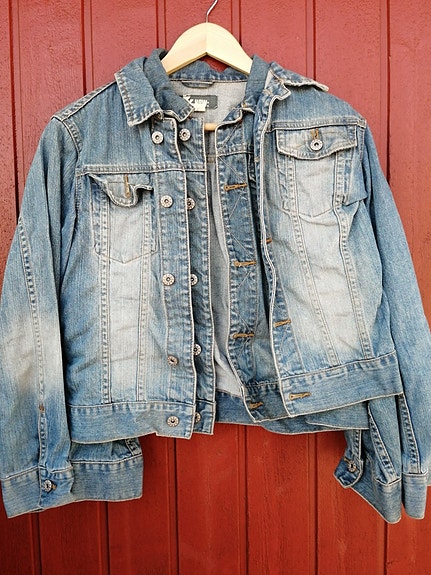 Product image 1 of 4